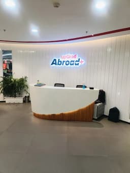 Study in USA Consultant in Noida | Study Abroad and Overseas Education Consultant | IELTS Coaching