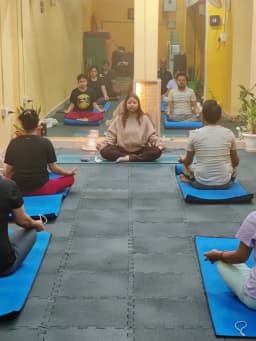Veeyoga - Best Yoga Studio in Gaur City