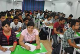 Tuition classes Aarushi institute of learning, class 9 th to 12th