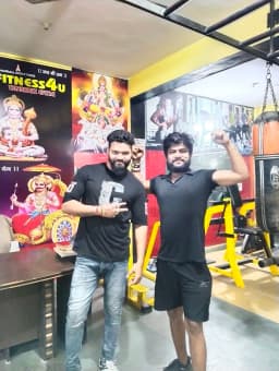 Fitness 4u Unisex Gym