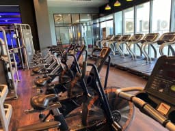 Gold's Gym Greater Noida West